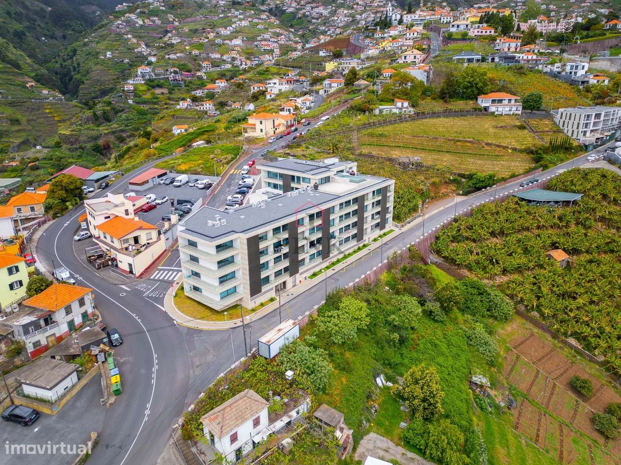 Apartamento T2 Mobilado e Equipado-25