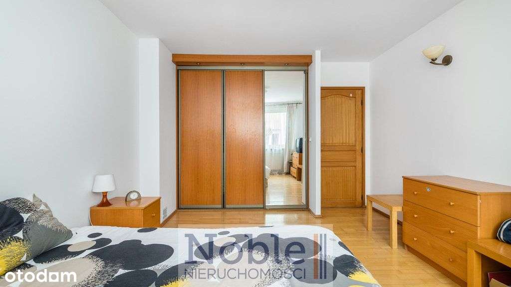 Uroczy dom szeregowy z ogrodem-8