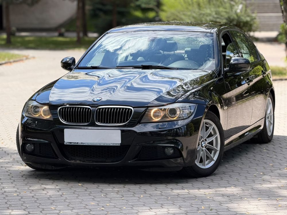 BMW 3 Series E90/E91/E92/E93 (2005-2012) 320i 2011