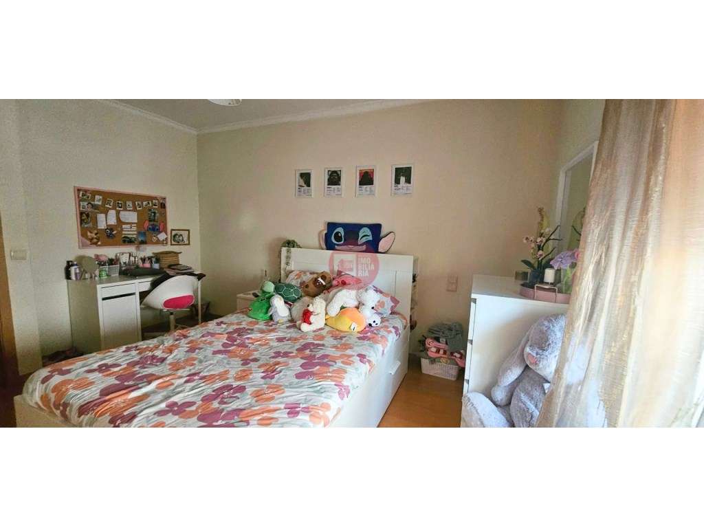T2 no Talvai, Vila Nova de Famalicão | 2 Lugares de Garagem + Arrumo-14