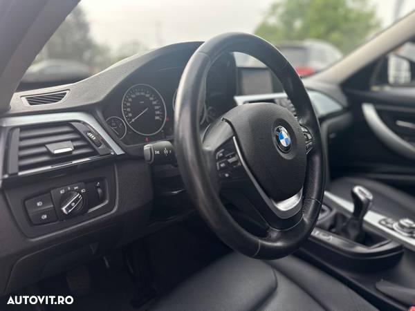 BMW Seria 3 318d Luxury Line - 14