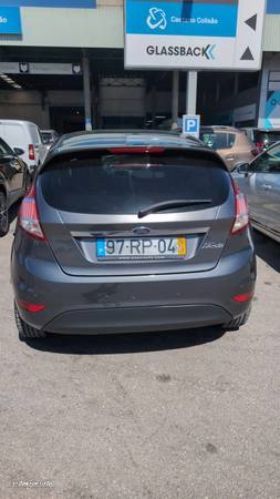 Ford Fiesta 1.5 TDCi Titanium - 10