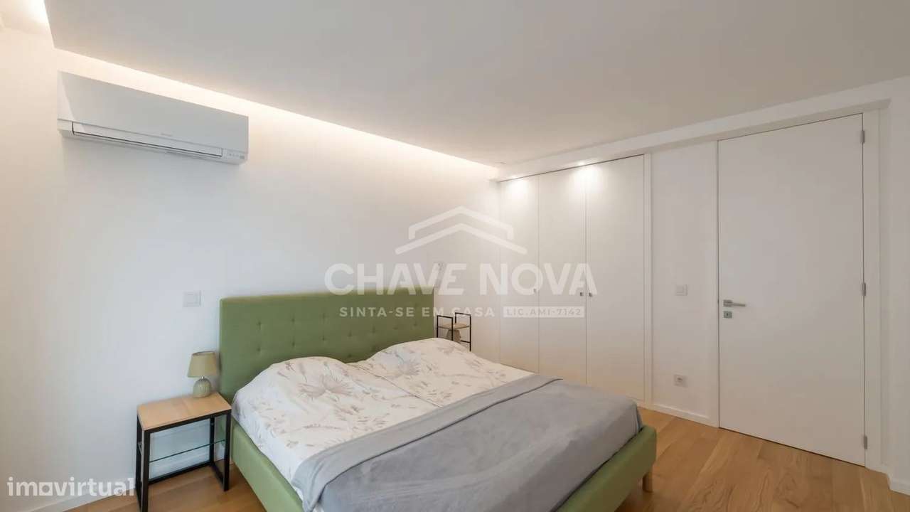 Apartamento T2 Novo c/ Lugar de Garagem Duplo na Madalena-16
