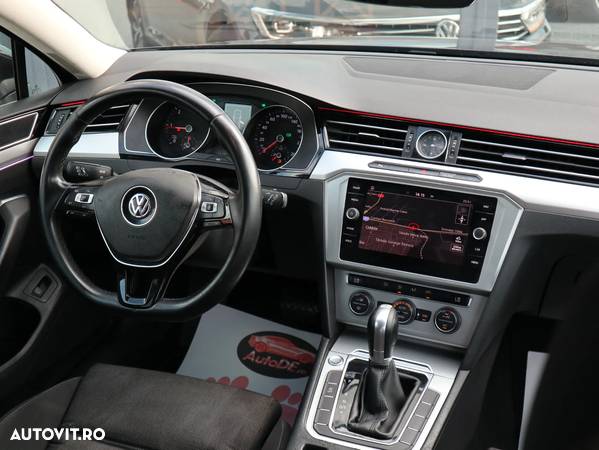 Volkswagen Passat Variant 2.0 TDI DSG Highline - 10