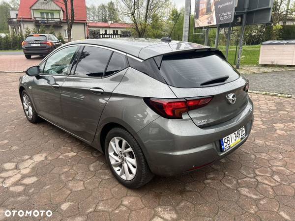 Opel Astra V 1.2 T Light S&S - 4