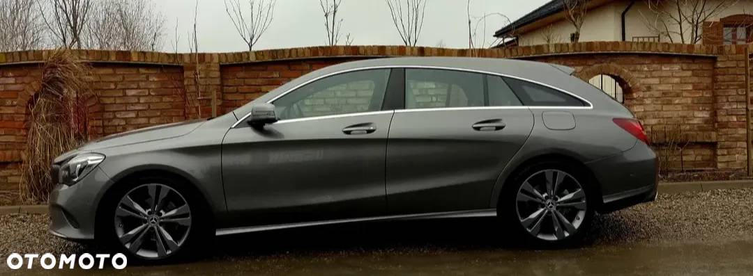 Mercedes-Benz CLA 180 d AMG Line - 4