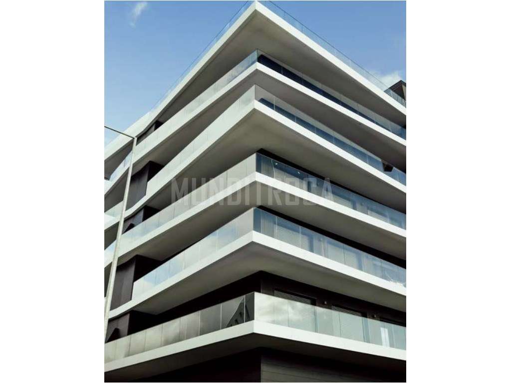 Apartamento T2 Ferreiros - Novo-1