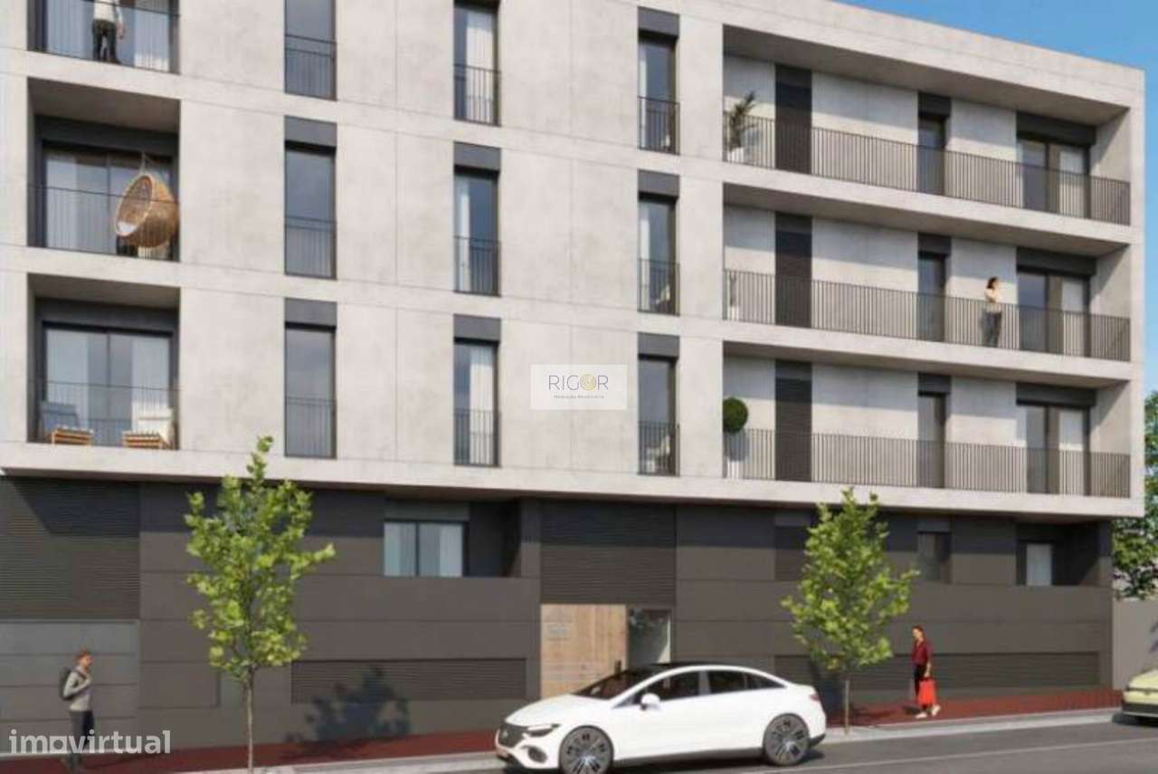 Apartamento T3 com 3 suites e varanda na zona da Pícua.-8