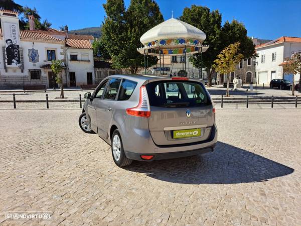 Renault Grand Scénic 1.5 dCi Dynamique S 7L - 27