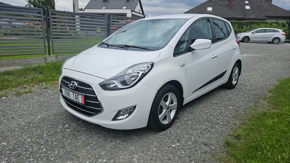 Hyundai IX20 1.6 blue Space 2019