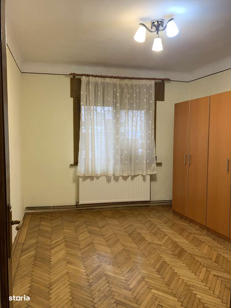 3 camere nemobilate, parter de bloc, centrala proprie - Imagine principală: 4/7