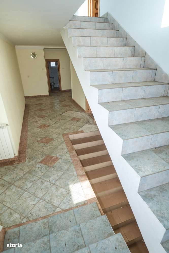 Oportunitate Exclusivă de Investiție în Câmpina Vila 12+ camere 750 mp-13