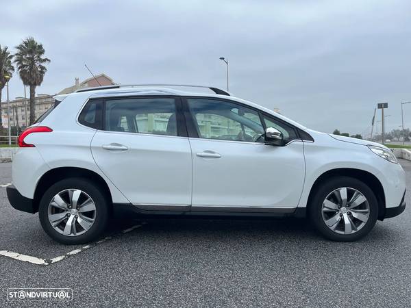 Peugeot 2008 1.6 e-HDi Allure - 13