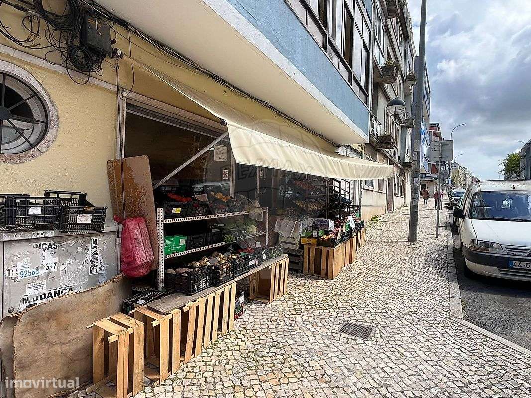 Loja  para arrendamento - Grande imagem: 2/19