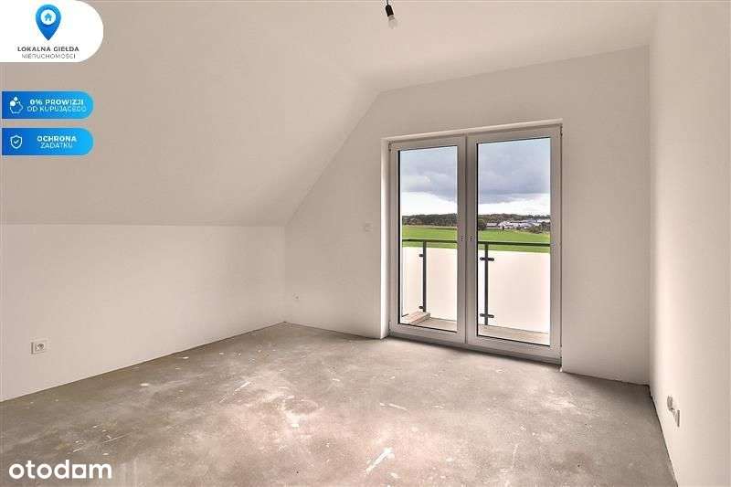 Wnętrze wyszpachlowane i pomalowane na biało-7