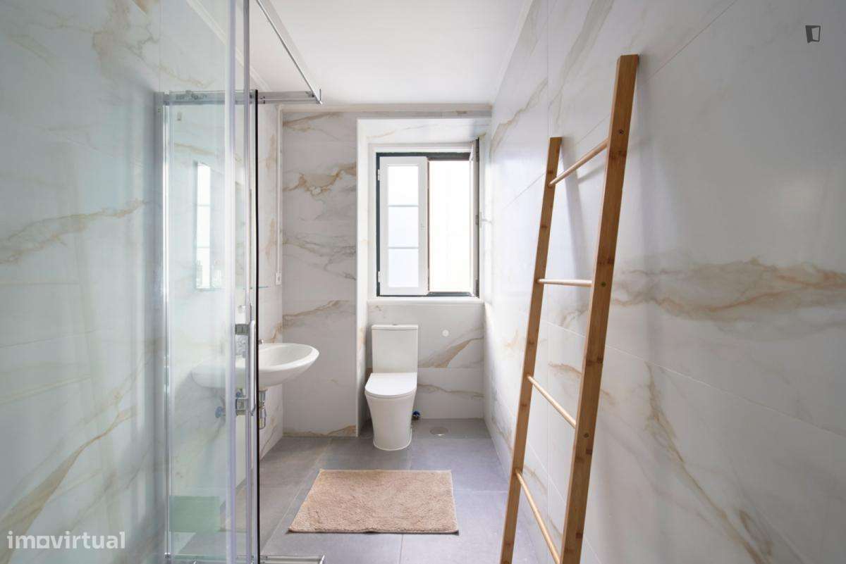 Quarto - localizado em Saldanha Lisbon - Grande imagem: 3/10