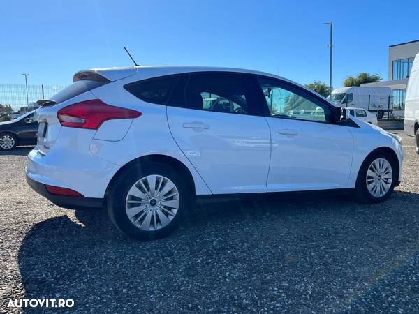 Ford Focus 1.0 EcoBoost Trend - 6