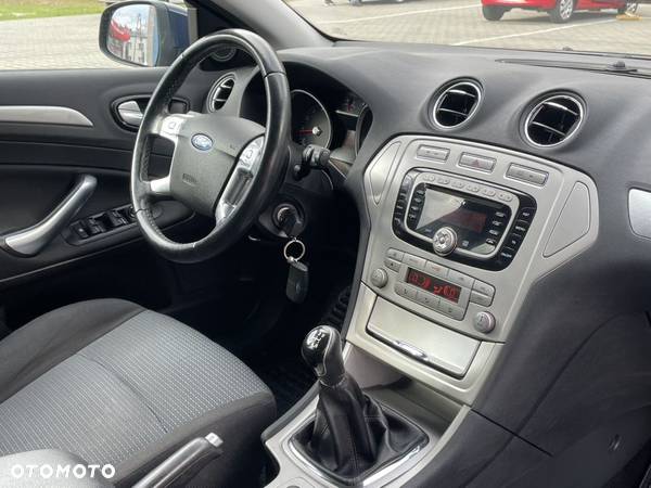 Ford Mondeo 2.0 Silver X - 11