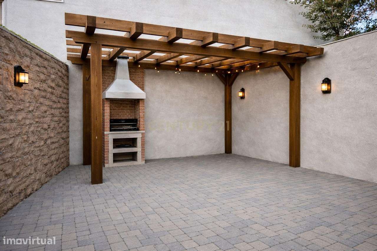 Moradia T2 Recuperada | Alma Rústica & Conforto Moderno-11