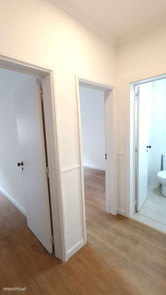 3 Assoalhadas | 3 frentes, boa localização-15