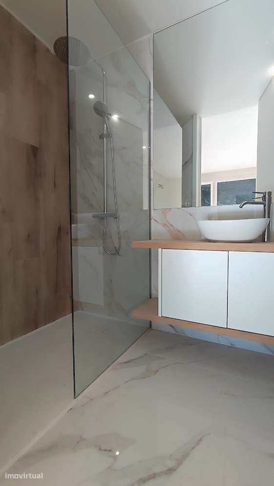 Moradia Geminada T4 - Pronta habitar-11