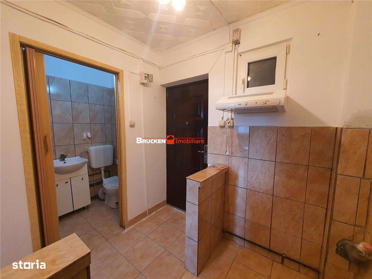 Garsoniera de vanzare - Imagine principală: 5/8