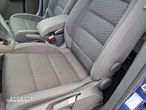 Volkswagen Touran 2.0 TDI DPF BlueMotion Technology Cup - 11