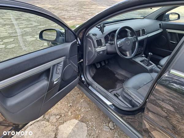 Opel Vectra 2.8 V6 Cosmo - 11