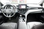 Toyota Camry 2.5 Hybrid Executive CVT - 8