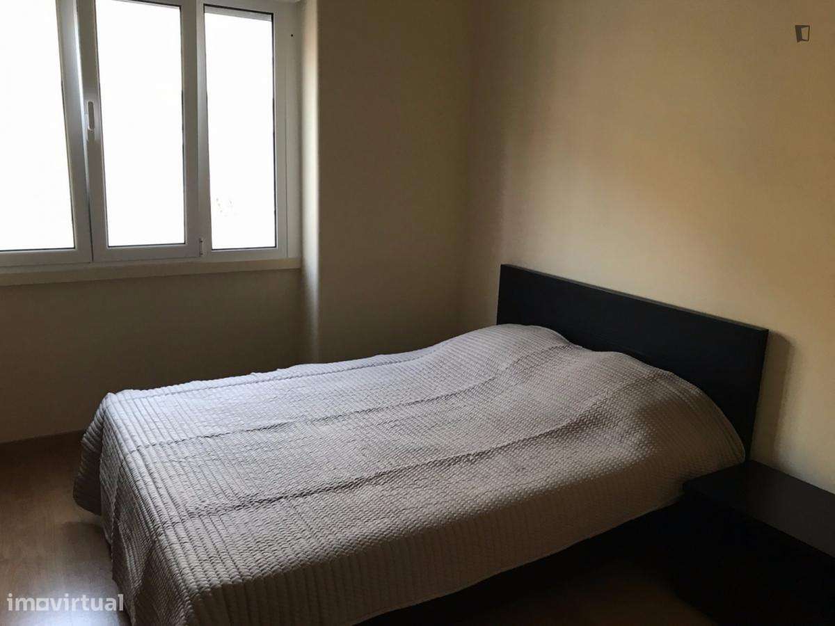 Quarto - localizado em Entrecampos Lisbon - Grande imagem: 5/9