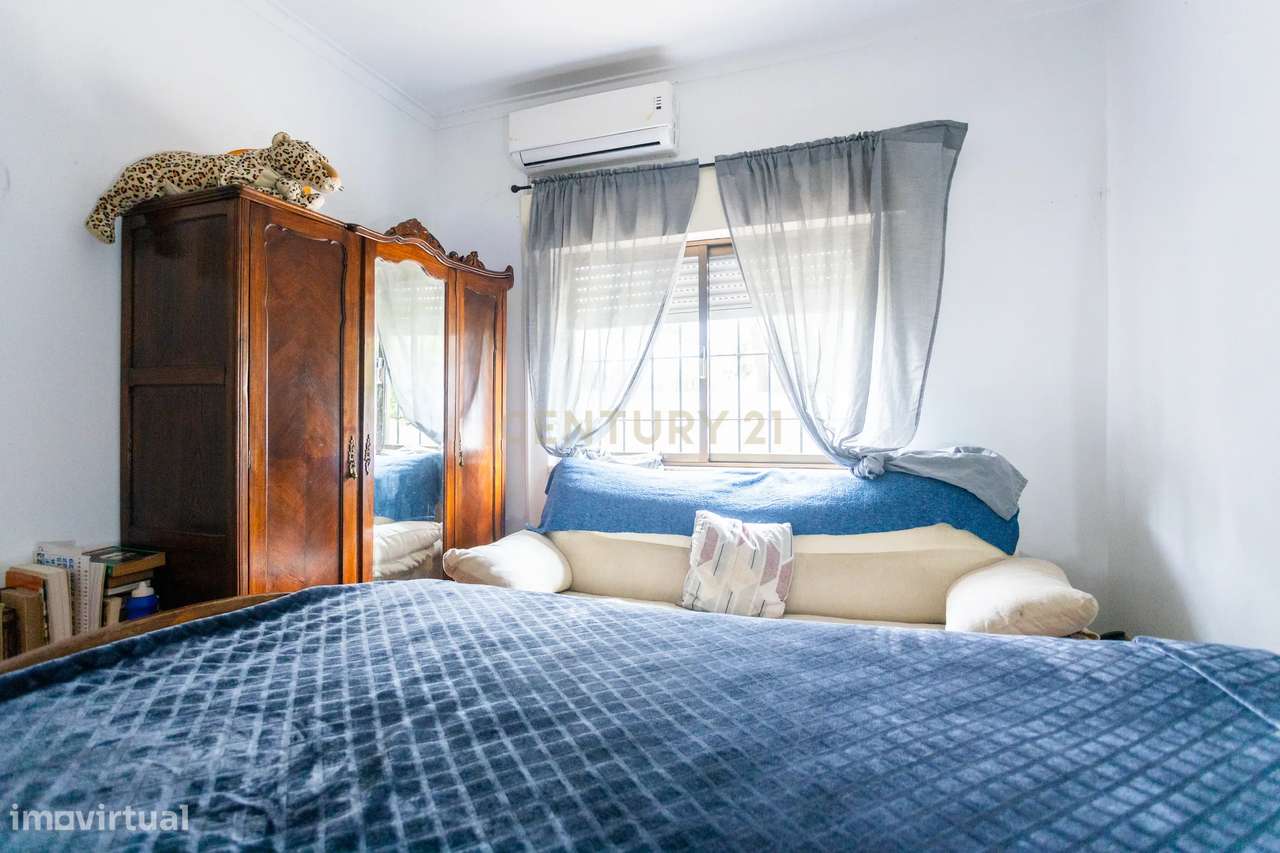 Moradia T3 Independente em Lote de 385 m² – Quinta do Conde, Sesimbra-16