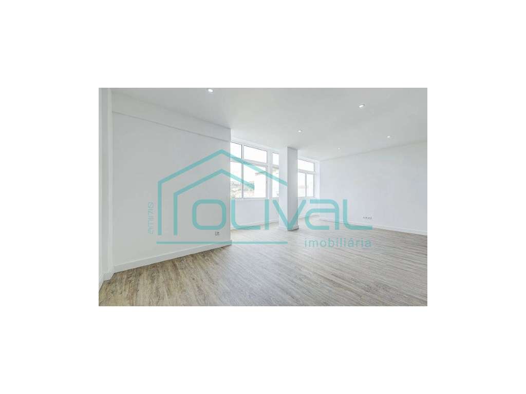 ******APARTAMENTO T3 REMODELADO CENTRO DE ALVERCA ********-10