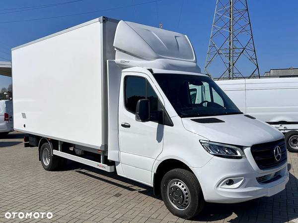 Mercedes-Benz SPRINTER - 3