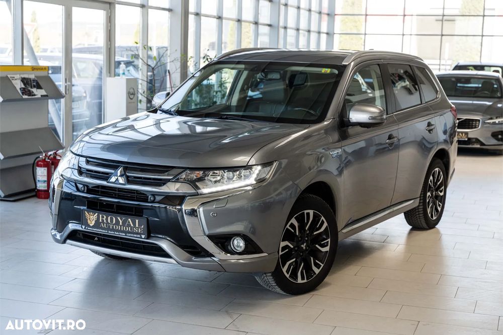 Second hand Mitsubishi Outlander - 14 300 EUR, 216 244 km - Autovit