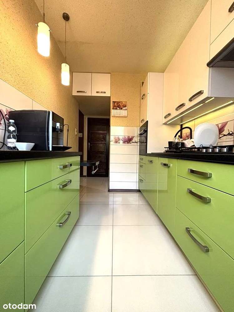 Okazja ! Trzy pokoje po remoncie - 428.000 zł-8