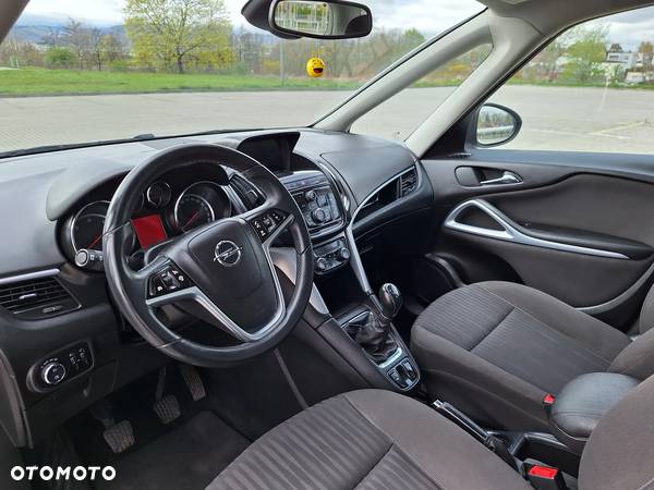 Opel Zafira 2.0 CDTI Cosmo - 8