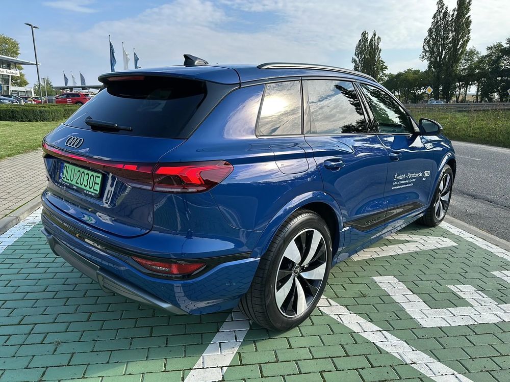 Etron Quattro 387KM Demo Lubin