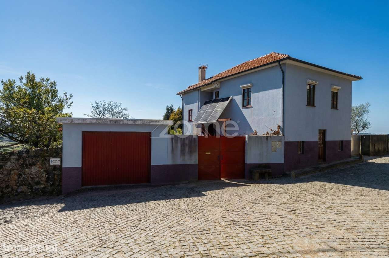 Moradia T3 de 4 frentes, com 984 m² de Terreno em Vila do Conde-28