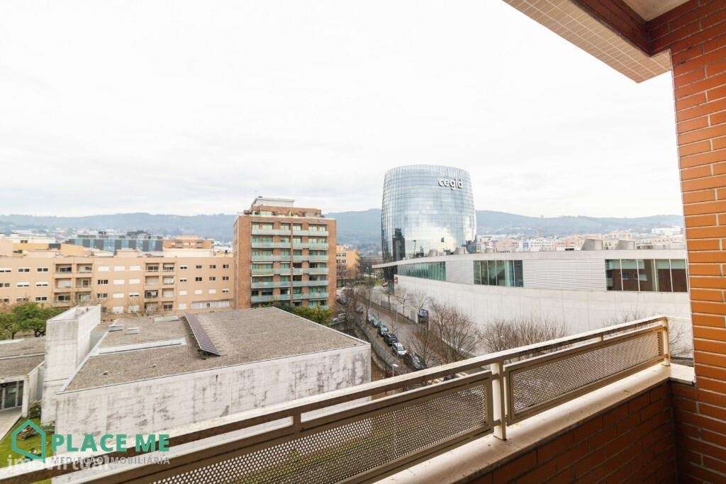 Apartamento T3 junto ao Minho Center-28