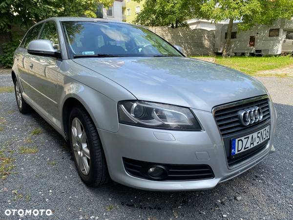 Audi A3 1.4 TFSI Attraction S tronic - 1