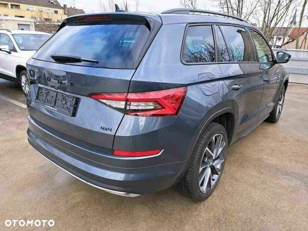 Skoda Kodiaq 2.0 TDI 4x4 Sportline DSG - 2