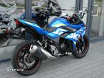 Suzuki GSX-R - 11