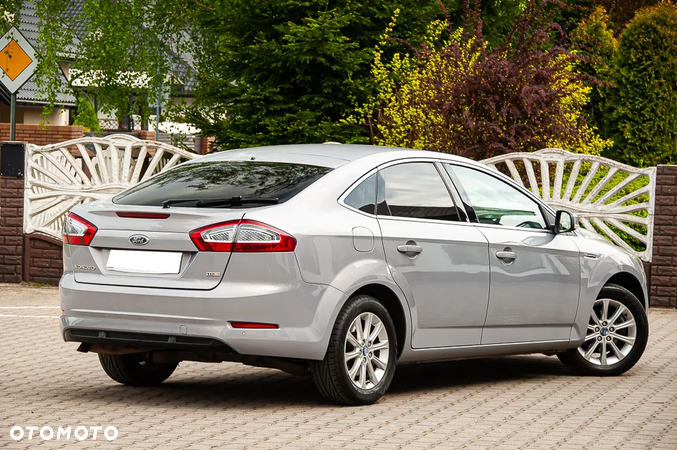 Ford Mondeo 2.0 TDCi Champions Edition - 15
