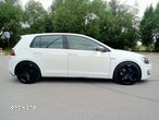 Volkswagen Golf - 6