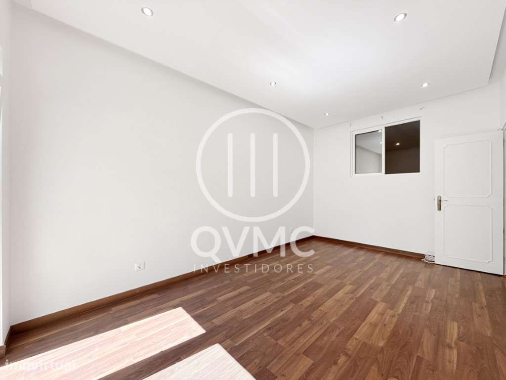 T1 em Camarate pronto a habitar com quintal de 42m2-15