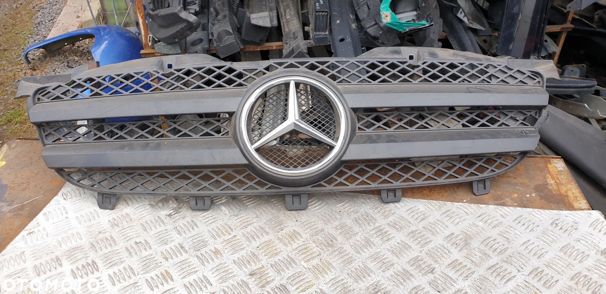 MERCEDES SPRINTER 906 GRILL ATRAPA A9068800385 - 1