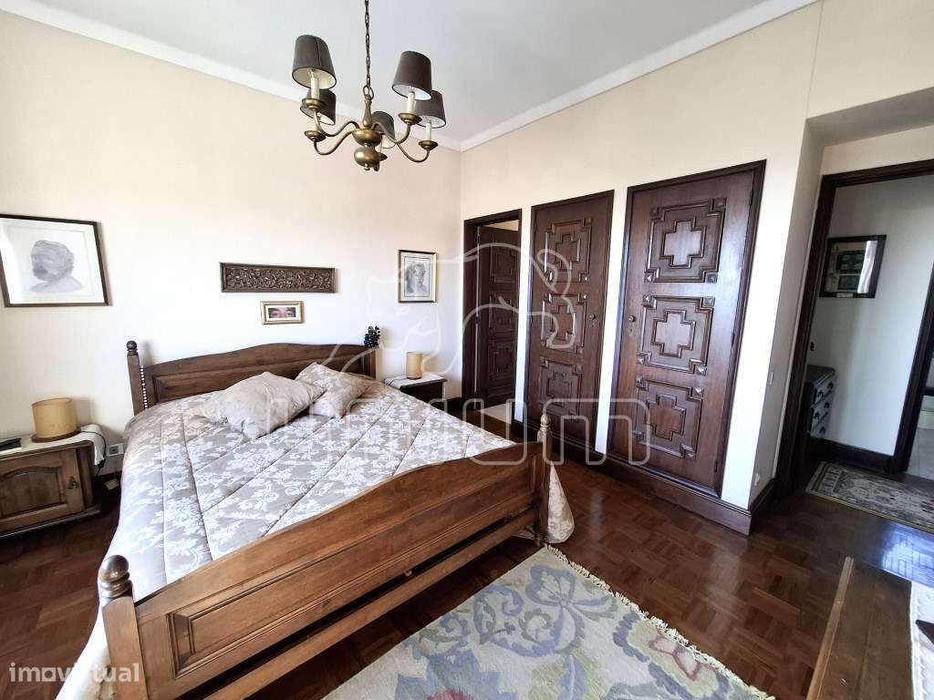 Moradia Isolada T5 com jardim - Grande imagem: 5/42