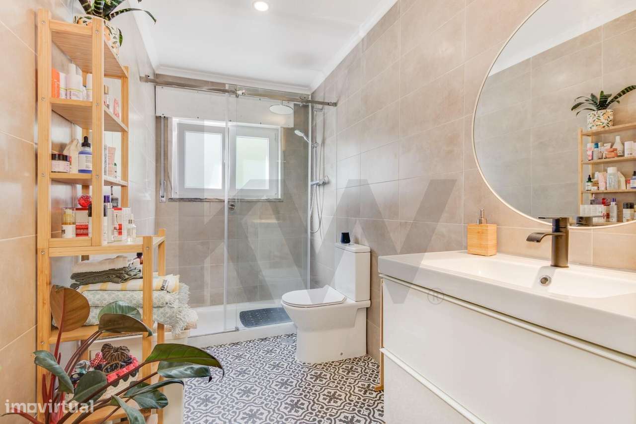 EXCELENTE APARTAMENTO T1 EM MONTE ABRAÃO-13