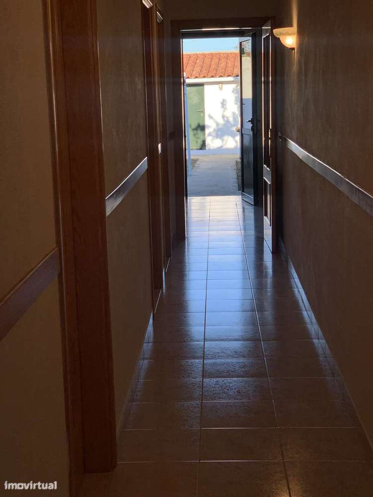 Moradia T2 c/ Quintal - Centro Entroncamento - Grande imagem: 3/13