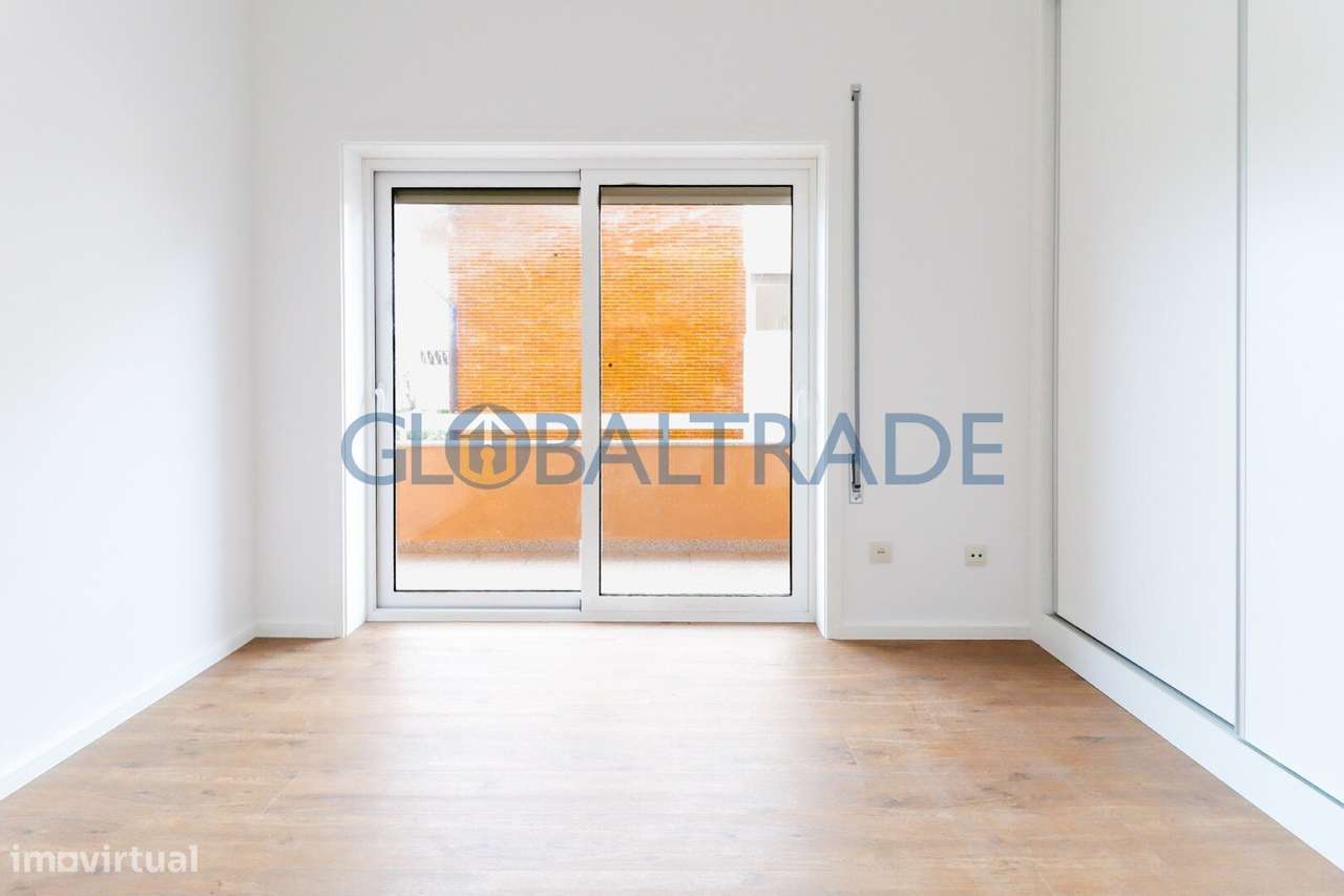 Apartamento T3 Renovado & Equipado em Águas Santas-46